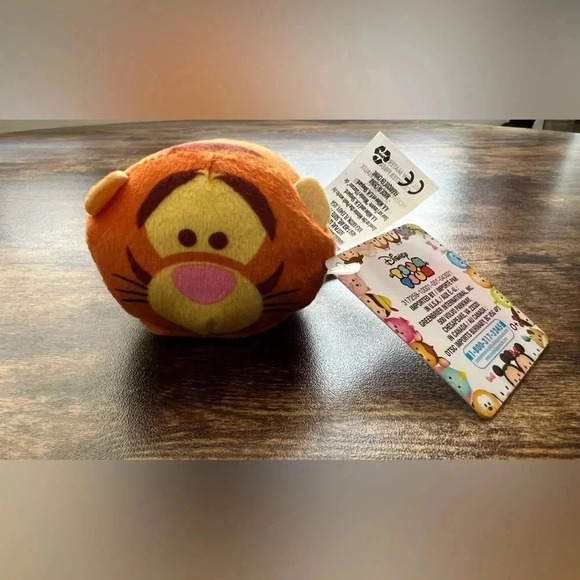 Disney | Winnie The Pooh Tigger Tsum Tsum Just Play Mini Plush Toy - Picture 5 of 9